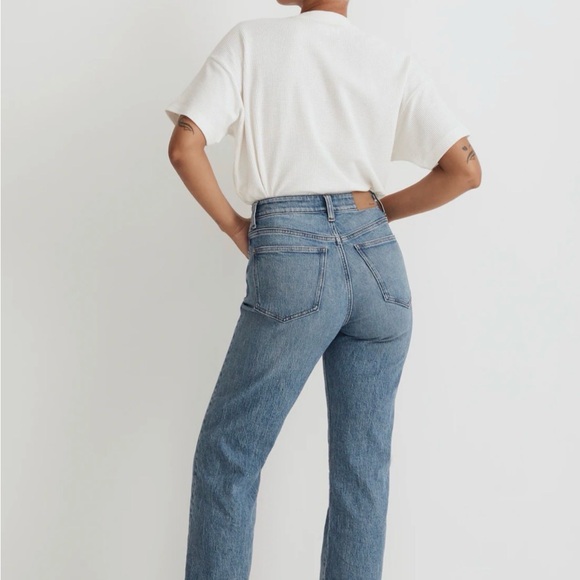 Classic Blue Women's Jeans - Picture 2 of 15